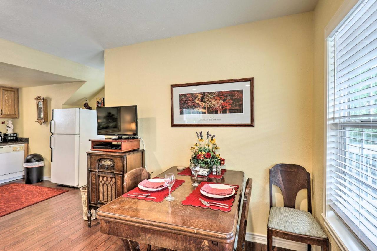 Studio In College Station With Expansive Deck! エクステリア 写真
