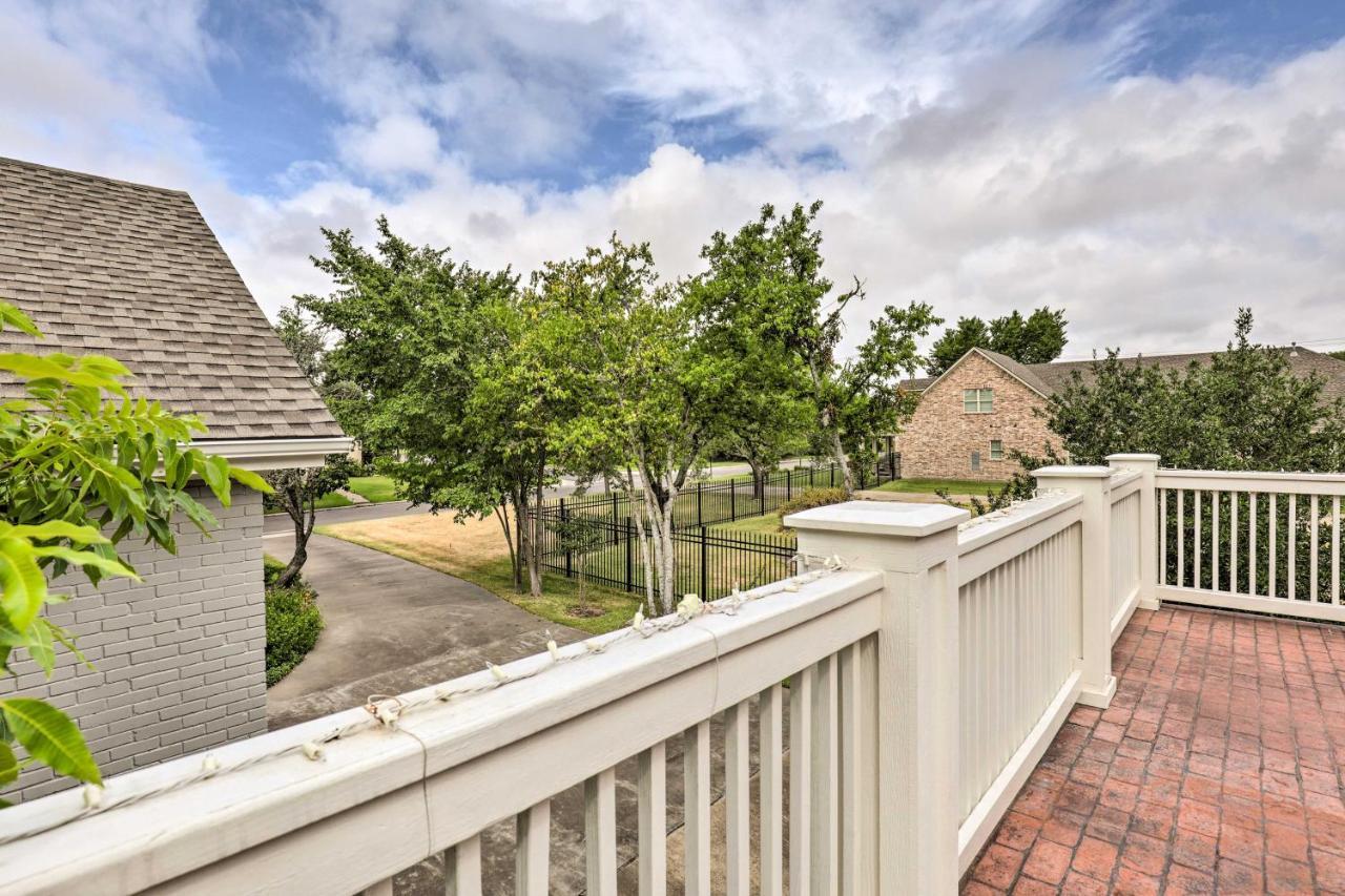 Studio In College Station With Expansive Deck! エクステリア 写真