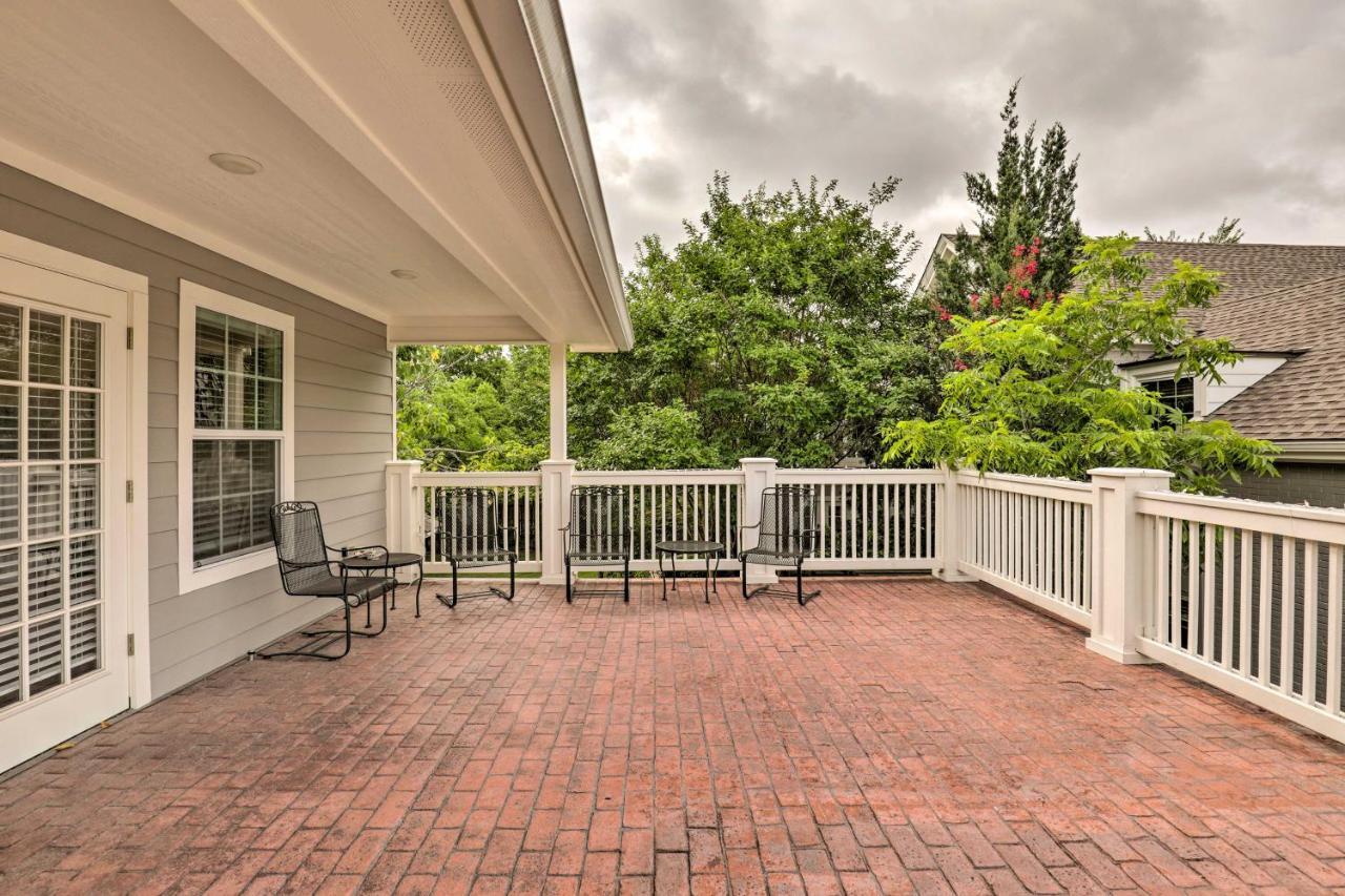 Studio In College Station With Expansive Deck! エクステリア 写真
